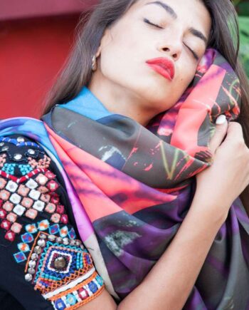 Exclusive SILK SQUARE SCARF 02